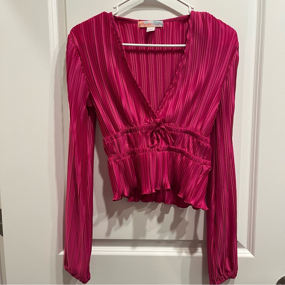 Watermelon Sugar Festival Fuchsia Pleats Long Sleeve Crop Top Size Small.